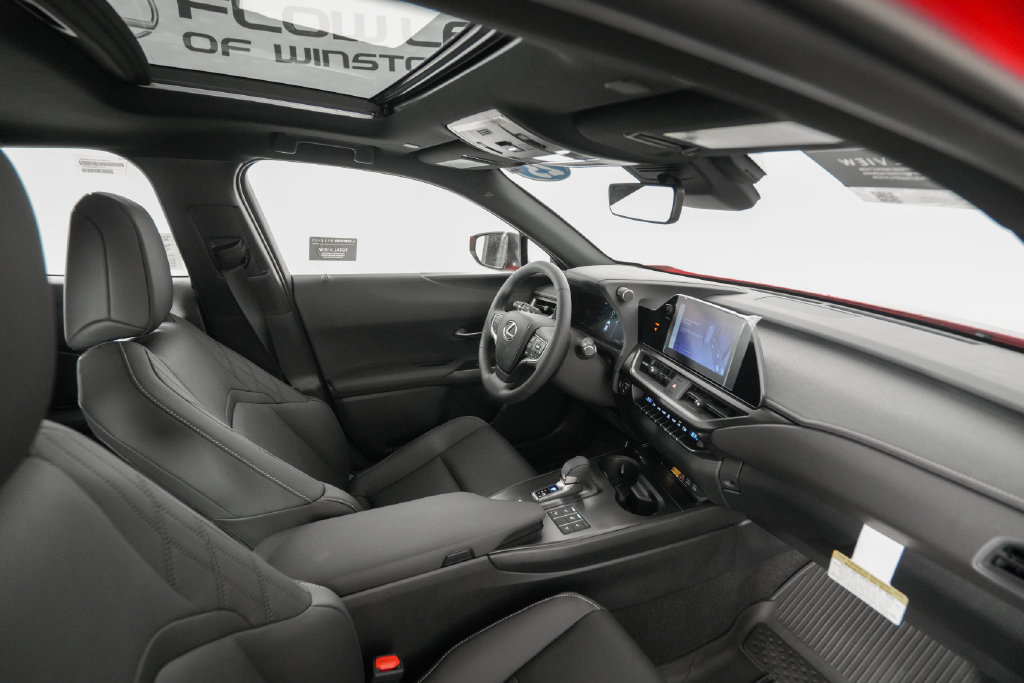 Certified 2025 Lexus UX 300h FWD w/ Accessory Package (Z1) image 20