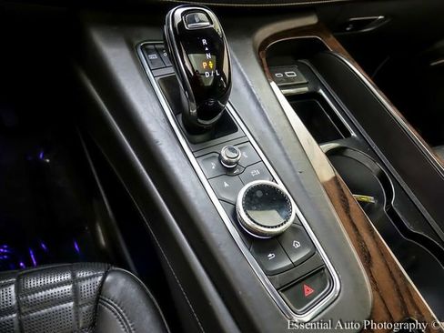 Certified 2023 Cadillac Escalade Premium Luxury Platinum AWD/4WD image 21