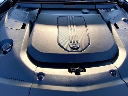 New 2026 Cadillac Lyriq V image 17