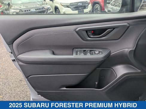 Certified 2025 Subaru Forester Premium AWD/4WD image 12