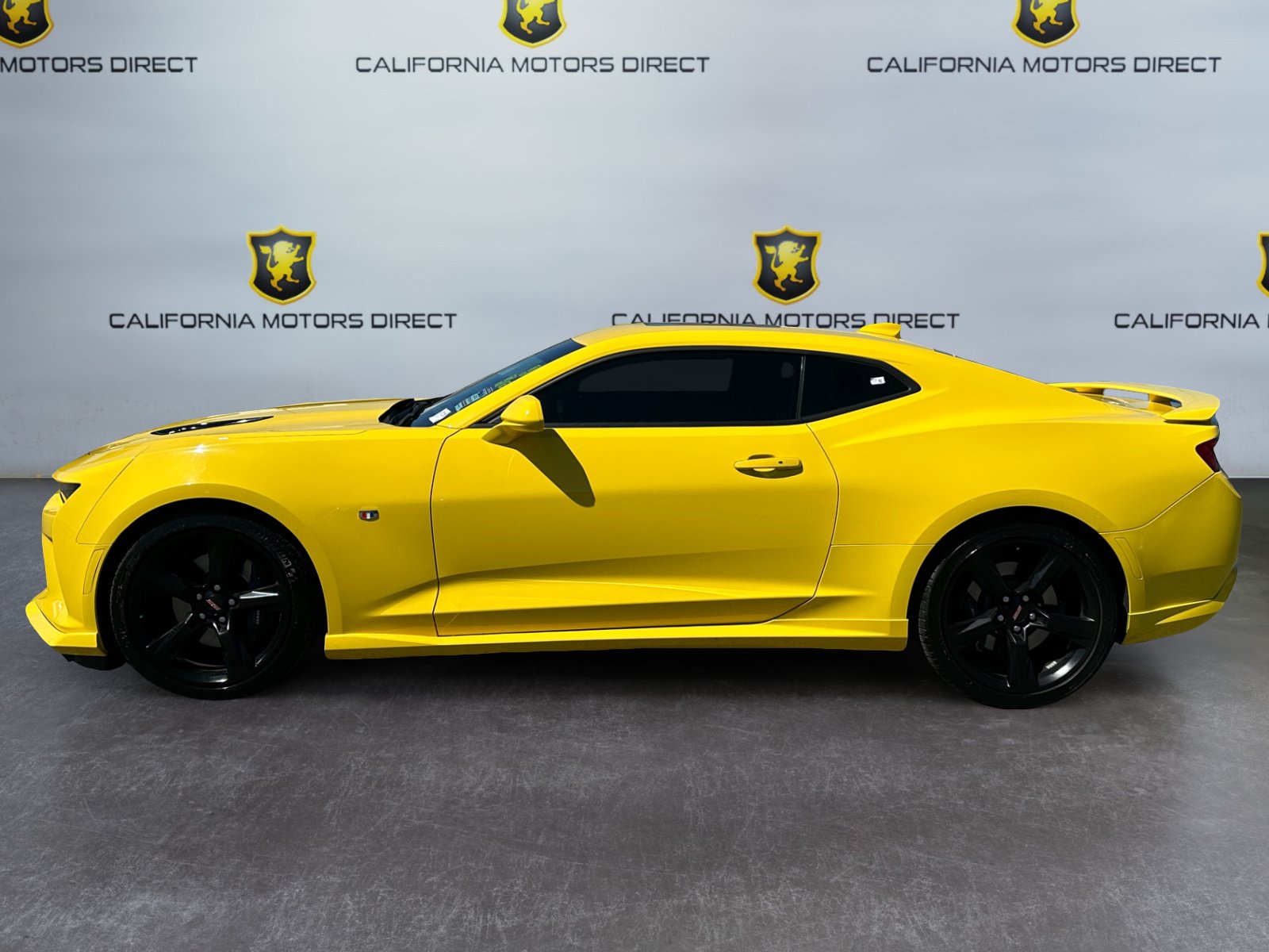 Used 2017 Chevrolet Camaro SS w/ LPO, Ground Effects Package RWD image 2