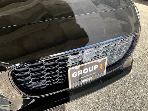 Used 2024 Jaguar F-TYPE R-Dynamic image 27