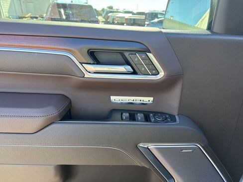 New 2026 GMC Sierra 1500 Denali w/ Technology Package AWD/4WD image 13