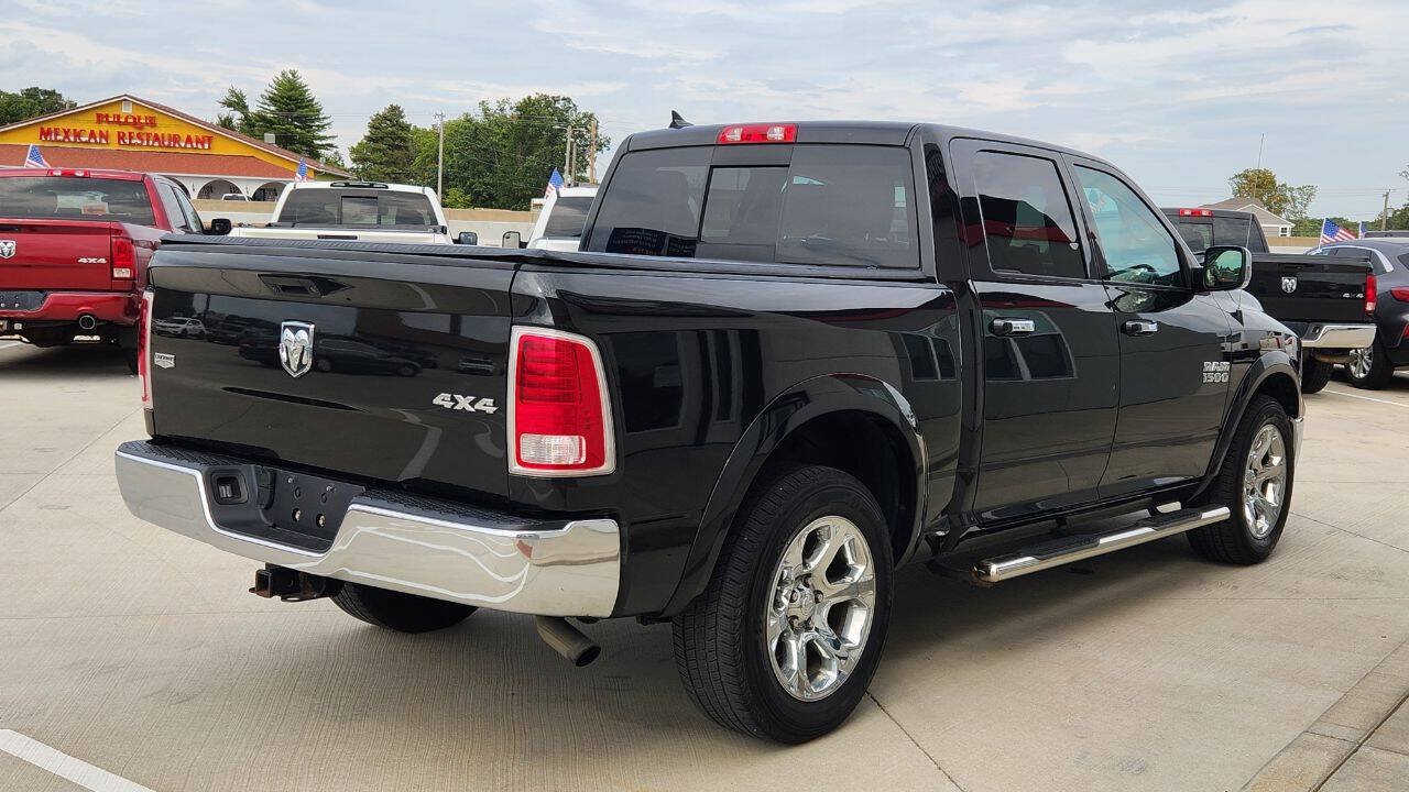 Used 2017 RAM 1500 Laramie AWD/4WD image 6
