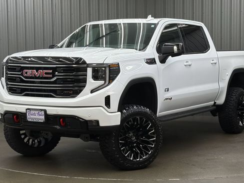 Used 2026 GMC Sierra 1500 AT4 w/ AT4 Premium Package AWD/4WD image 1