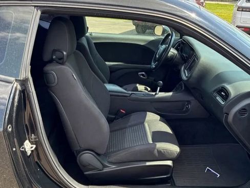 Used 2018 Dodge Challenger R/T w/ Blacktop Package RWD image 10