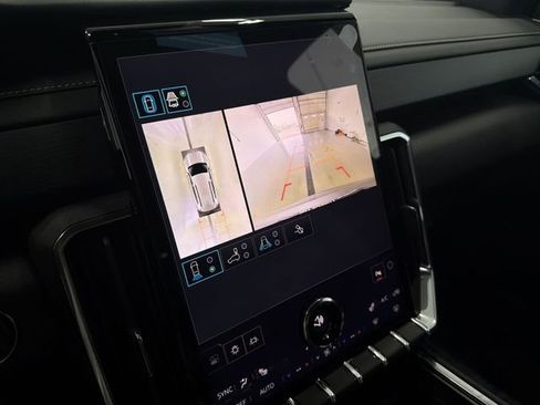 New 2026 GMC Acadia Elevation image 29