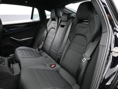 Certified 2025 Porsche Panamera 4 AWD/4WD image 23