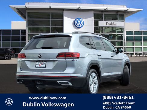 Used 2022 Volkswagen Atlas SE image 4