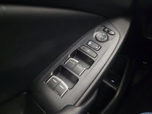Used 2018 Honda Accord EX image 25
