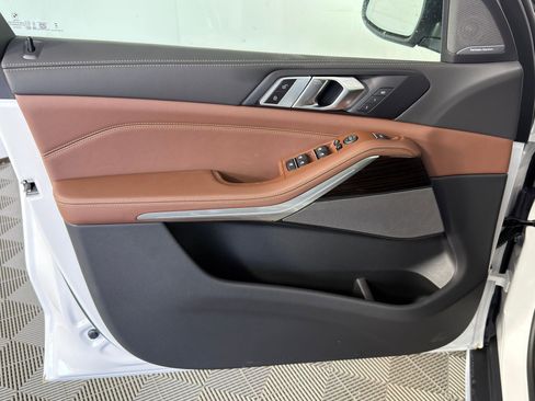 New 2026 BMW X5 sDrive40i w/ Premium Package image 10