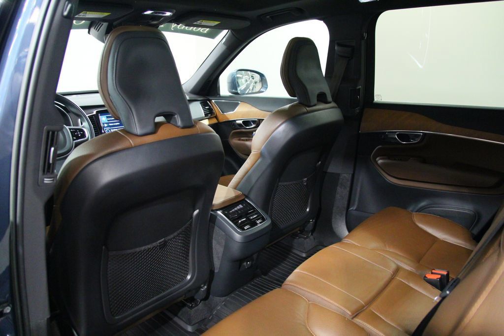 Used 2022 Volvo XC90 T6 Momentum w/ Advanced Package AWD/4WD image 26