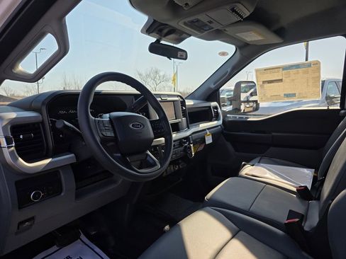 New 2026 Ford F450 XL w/ XL Chrome Package image 18