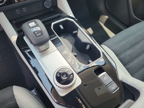 New 2026 Mitsubishi Outlander SE FWD image 26