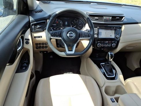 Used 2017 Nissan Rogue SL w/ SL Premium Package AWD/4WD image 11