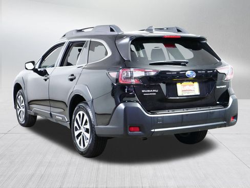 Used 2024 Subaru Outback Premium w/ Popular Package #1A AWD/4WD image 5