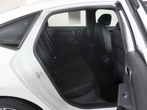 Used 2025 Honda Civic Sport image 32