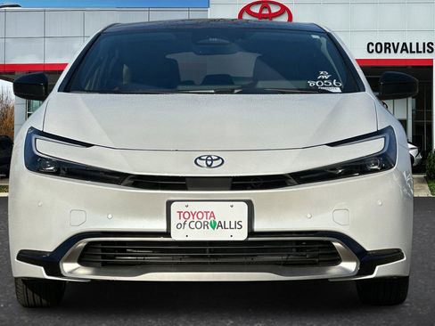New 2026 Toyota Prius Plug-In Hybrid image 3