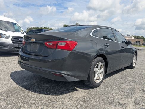 Used 2017 Chevrolet Malibu LS FWD image 4