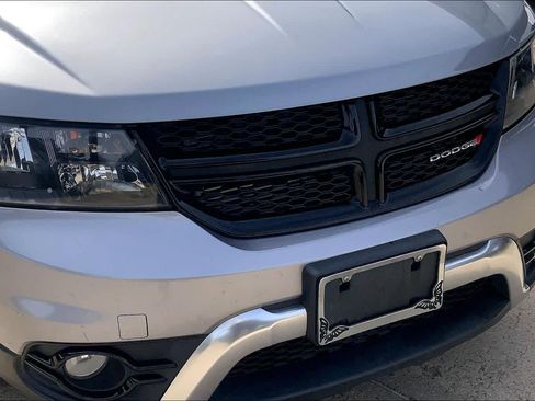 Used 2019 Dodge Journey Crossroad image 29