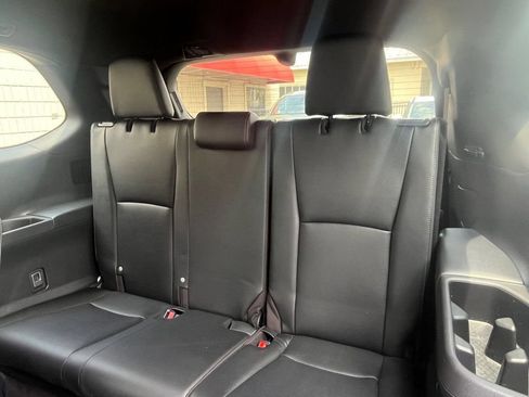 Used 2025 Toyota Grand Highlander AWD Hybrid image 13
