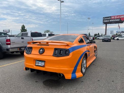 Used 2010 Ford Mustang Coupe RWD image 11