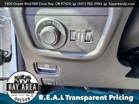 New 2026 Jeep Grand Cherokee Laredo X image 19