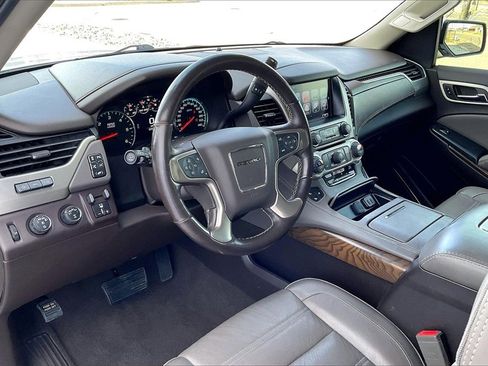 Used 2019 GMC Yukon Denali image 14