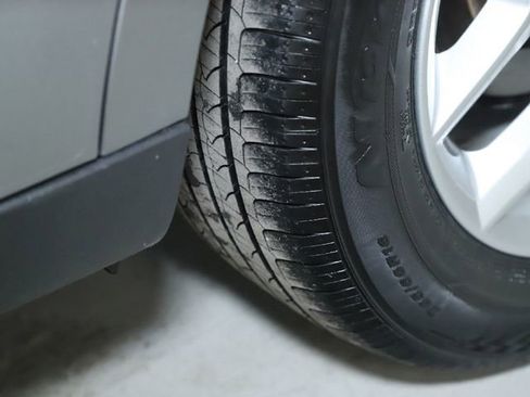 Used 2023 Kia Soul LX w/ LX Technology Package image 42