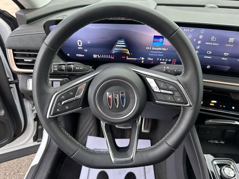 Used 2025 Buick Envision Sport Touring image 22