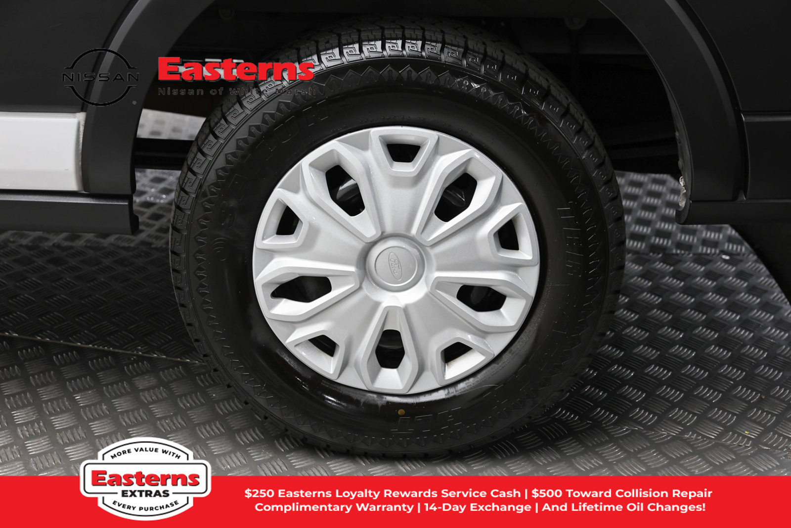 Used 2024 Ford Transit 350 XLT RWD image 8