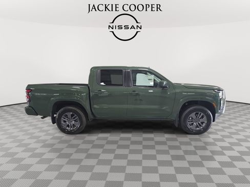 New 2026 Nissan Frontier SV w/ All-Weather Content Package AWD/4WD image 4