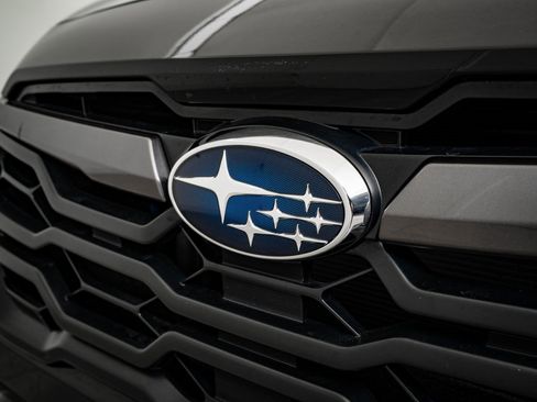 Used 2025 Subaru Crosstrek 2.5i Limited w/ Popular Package #3A image 3