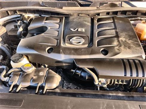 Used 2021 Nissan Armada SL w/ Midnight Edition Package image 10