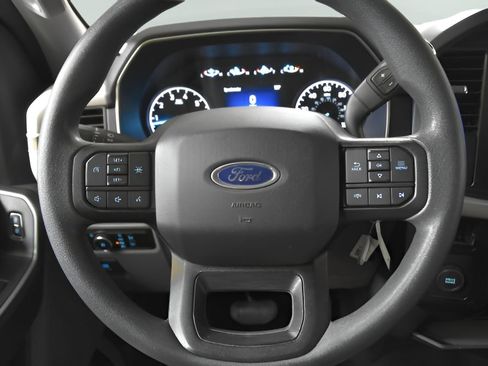 Used 2023 Ford F150 XLT image 10