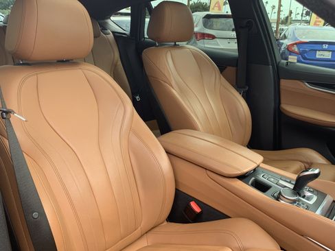 Used 2019 BMW X6 sDrive35i w/ M Sport Package image 30