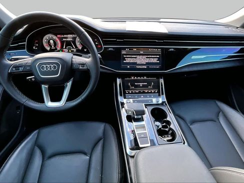 Used 2023 Audi Q8 Premium Plus AWD/4WD image 16