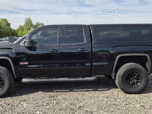Used 2017 GMC Sierra 1500 SLT AWD/4WD image 4