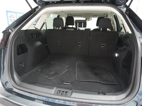 Used 2024 Ford Edge SE image 7
