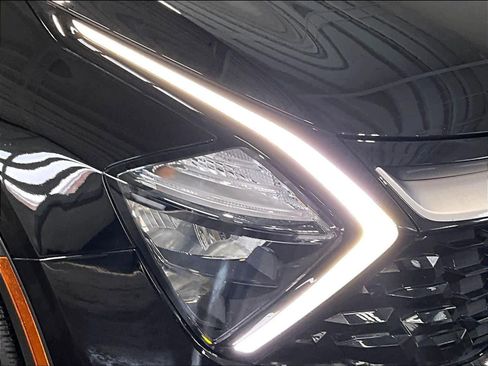 Used 2023 Kia Sportage EX w/ EX Premium Package image 32