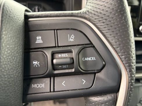 Used 2025 Toyota Tundra SR5 AWD/4WD image 28