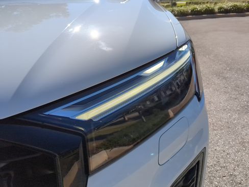 Used 2025 Audi Q7 2.0T Premium w/ Convenience Plus Package image 9