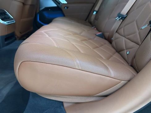 Used 2024 BMW i7 xDrive60 w/ Premium Package image 66