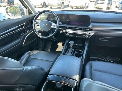 Used 2023 Kia Telluride LX FWD image 10