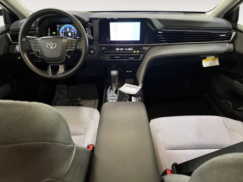 New 2026 Toyota Camry LE image 10