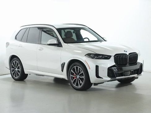 Used 2024 BMW X5 xDrive50e w/ Executive Package AWD/4WD image 10