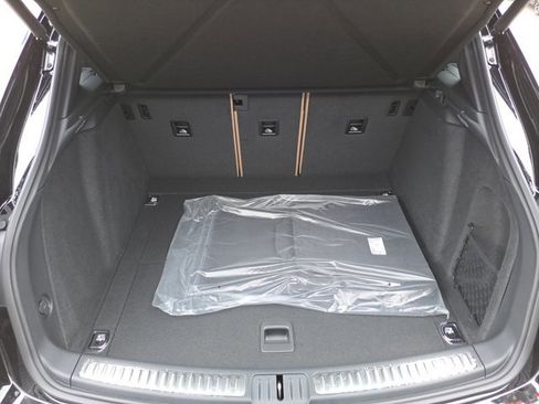 New 2026 Porsche Macan image 15