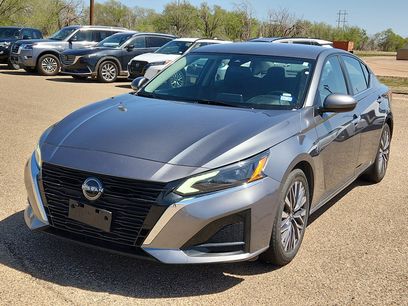 Used 2023 Nissan Altima 2.5 SV