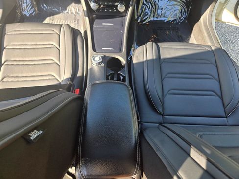 Used 2015 Mercedes-Benz GLA 250 image 14
