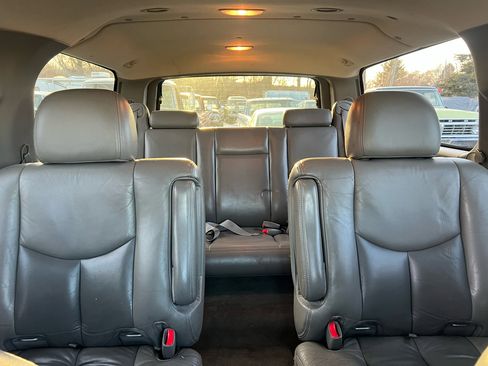 Used 2006 GMC Yukon XL Denali image 17